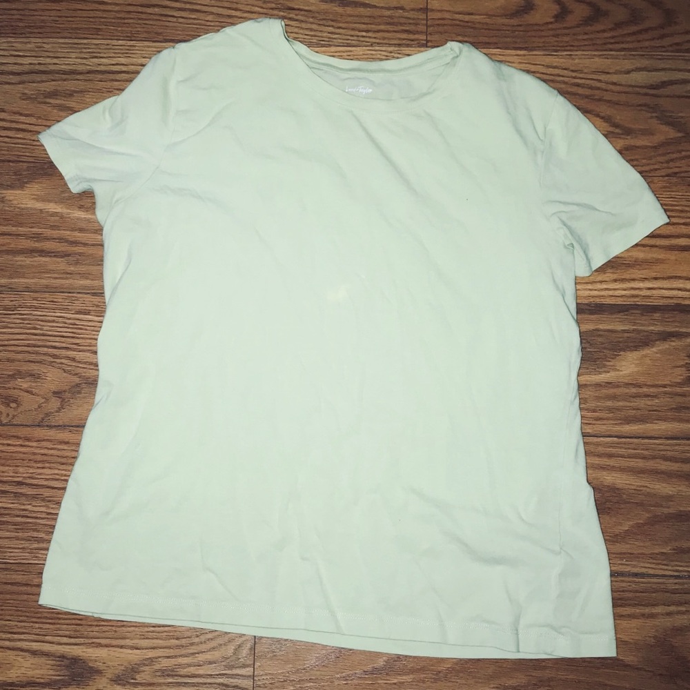 Lord and Taylor Lime T-Shirt - Picture 1 of 2